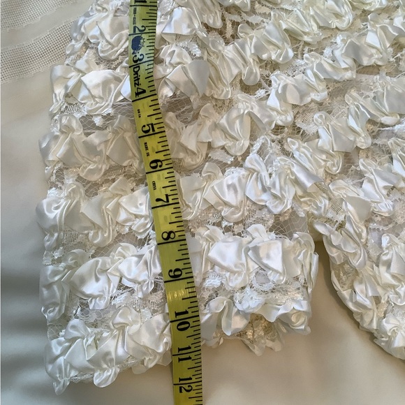 Elegant White Ruffled Dress - Picture 10 of 12